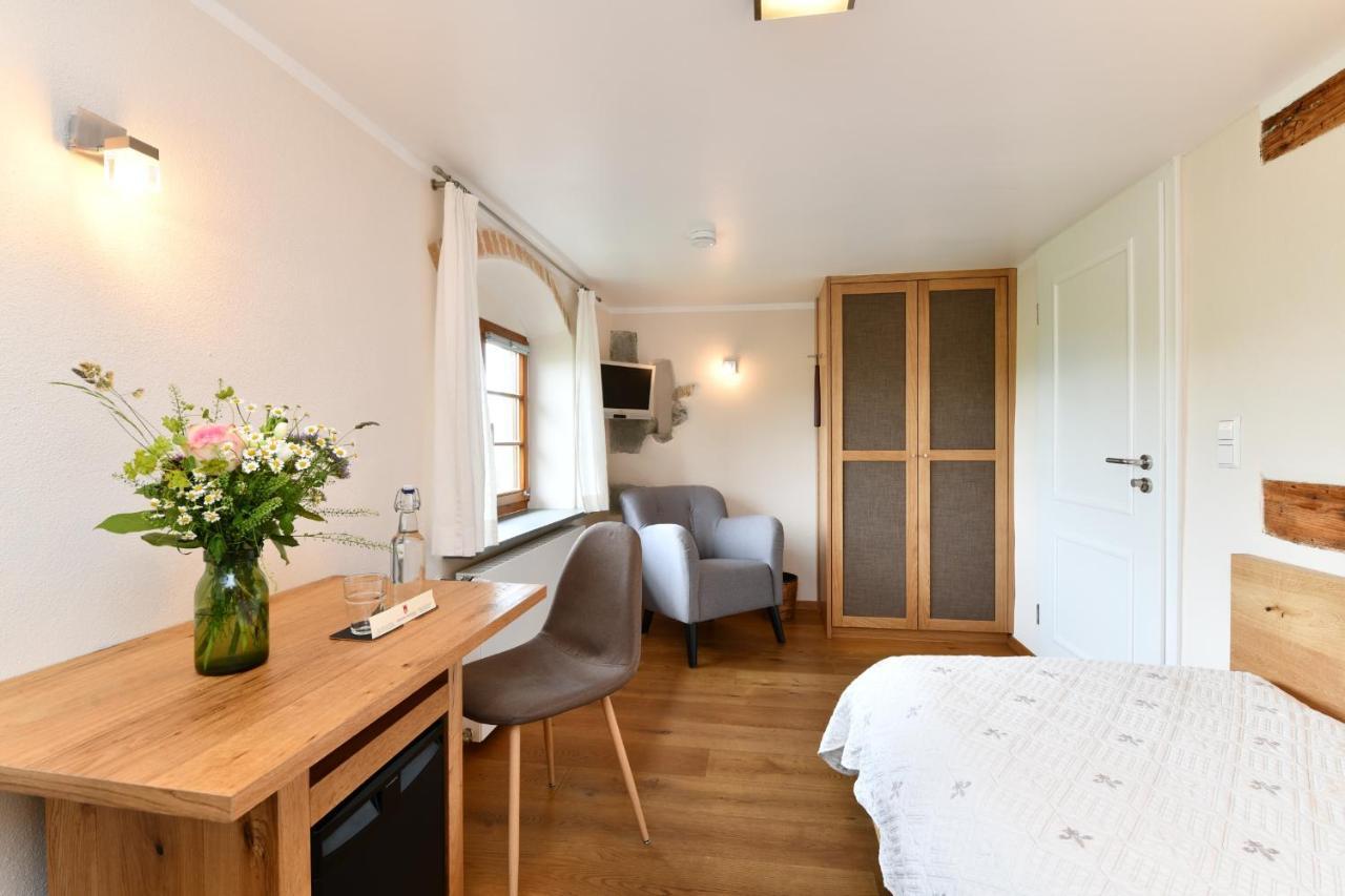 Hotel Montfort-Schloessle Lindau  Buitenkant foto
