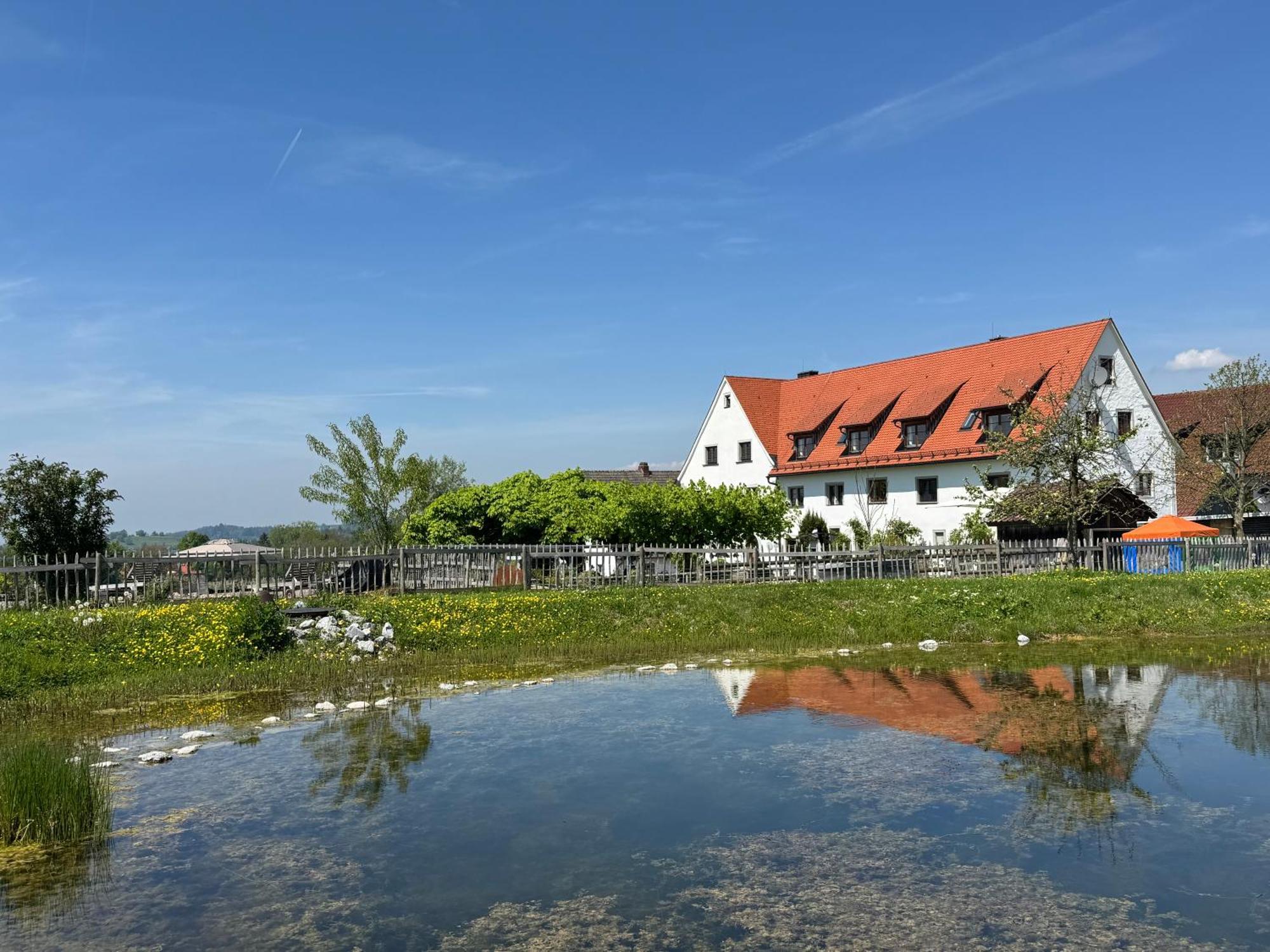 Hotel Montfort-Schloessle Lindau  Buitenkant foto