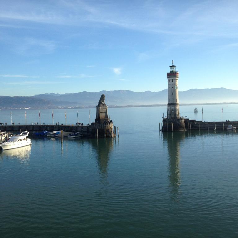 Hotel Montfort-Schloessle Lindau  Buitenkant foto