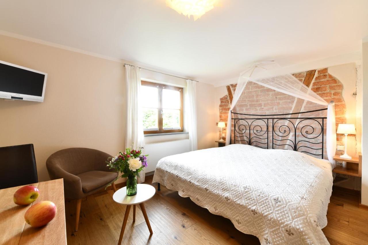 Hotel Montfort-Schloessle Lindau  Buitenkant foto