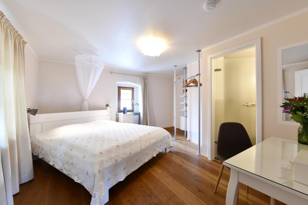 Hotel Montfort-Schloessle Lindau  Buitenkant foto